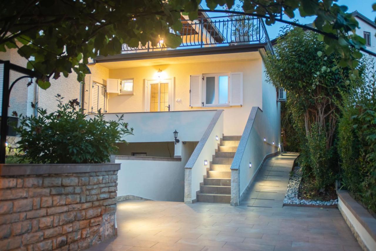 Wellness Studio D'Or - Exclusive New Apartment With Whirlpool, Sauna, Sunny Terrace, Private Parking Poreč Exterior foto