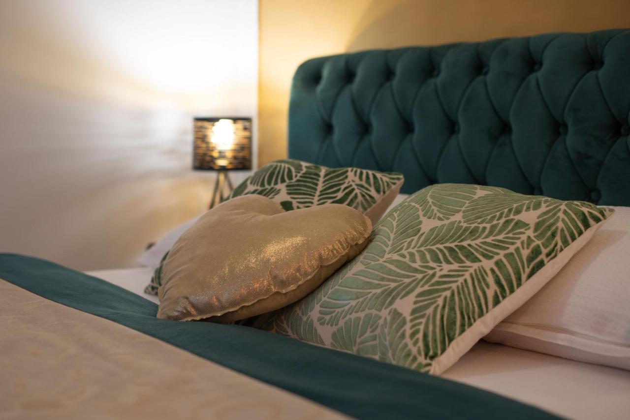 Wellness Studio D'Or - Exclusive New Apartment With Whirlpool, Sauna, Sunny Terrace, Private Parking Poreč Exterior foto